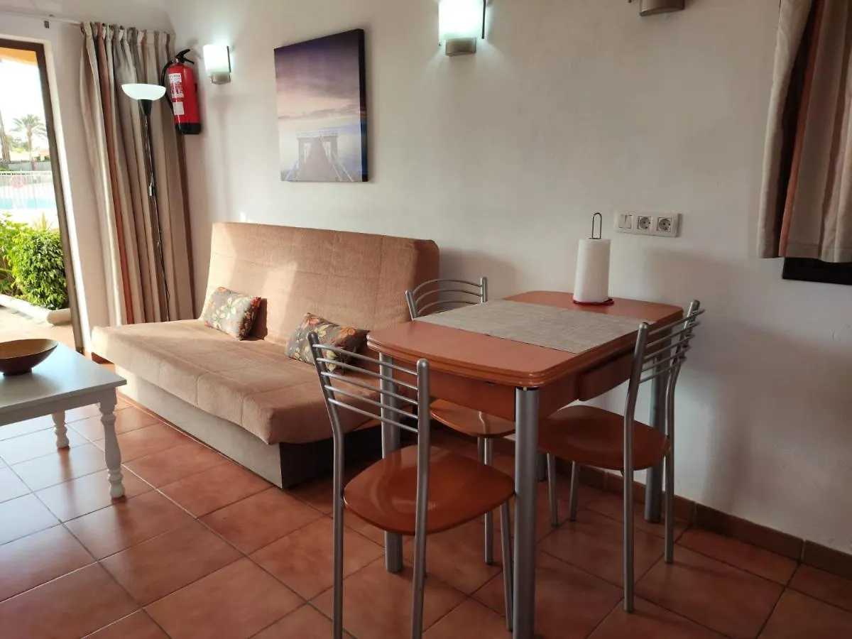 Bungalow Santa Fe En Centro De Playa Del Ingles Maspalomas  0*, Maspalomas (Gran Canaria) İspanya